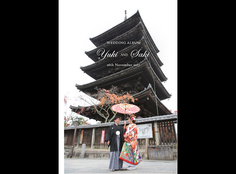 京都の観光名所を巡るロケーションフォトです。1頁目：結婚式アルバム