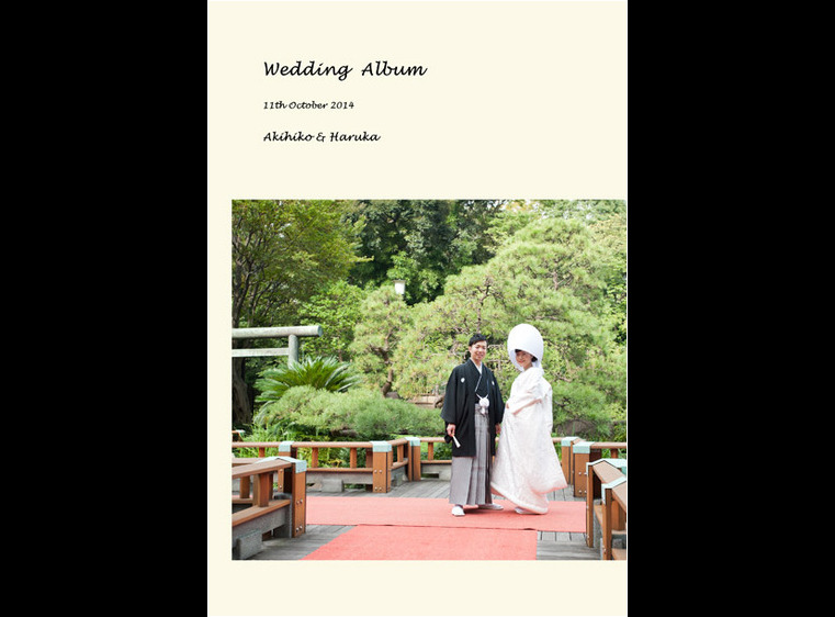 東郷神社での挙式と披露宴のアルバムです。1頁目：結婚式アルバム